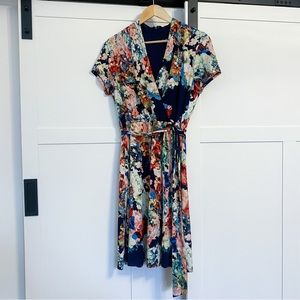 Leslie Fay Short Sleeve Jersey Floral Navy Print Mock Wrap Dress 10